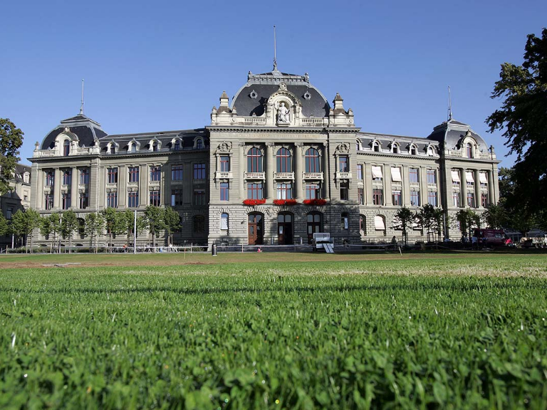 Hauptgebäude Universität Bern